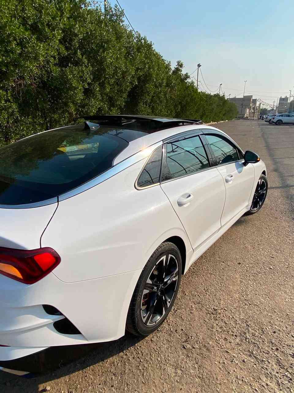 سلام عليكم متاح#
K5 موديل 2024 وارد أمريكي 

سياره كلين بدون حادث بل تحميل صار خشم البنيد أصبع بارد وبل جاملغ الايسر فقط بارد بدون صبغ السياره كلين
ماشيه 69 كيلو وقابله للزياده 

🛑مواصفات السياره 
Gt line فول
سياره مال بيت ممتعوبه معوقين بعد سنتين تنفك

مكان بغداد حي الجهاد 
رقم ***********
سعر 196$وبيه مجال
