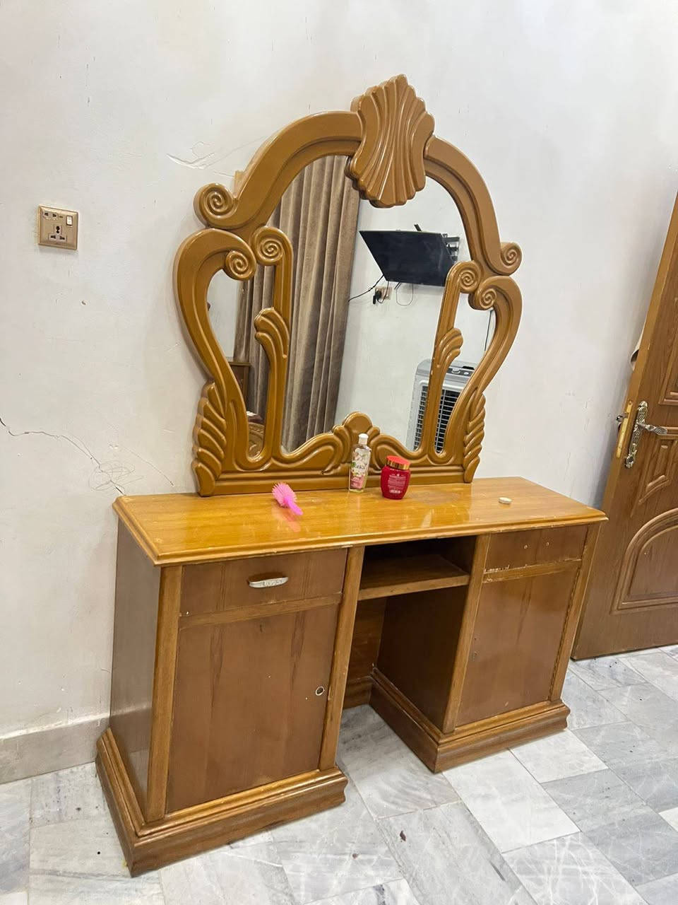 للبيع نجاره عراقيه ستخدام قليل بيع مستعجل النجف غير متواجد ع فيس  اتصل وبيك خير وتدلل‏‪***********‬‏
