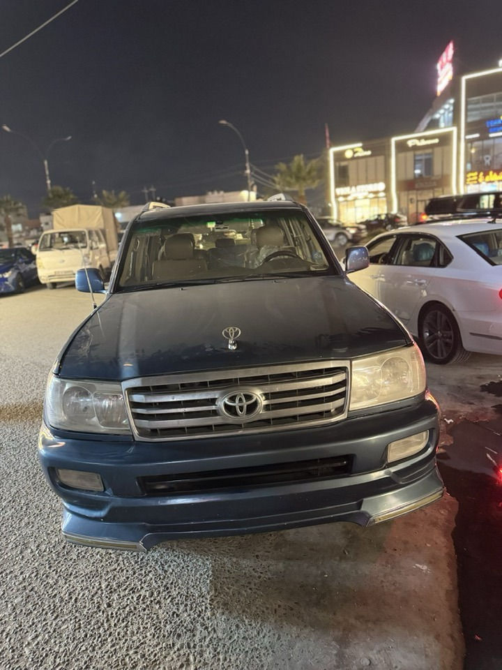 سلام عليكم لاندكروز موديل 2007 فول محرك 8Vسلندر سياره مكلوبه مشروق /وطني رقم بصره / بيع او مراوسه حسب القناعه 
موصفات 
كشنات جلد 
حساس امامي وخلفي 
شاشه 3
كير اوتماتيك 
كير مكينه شرط 
غير متواجد على الفيس 
***********
