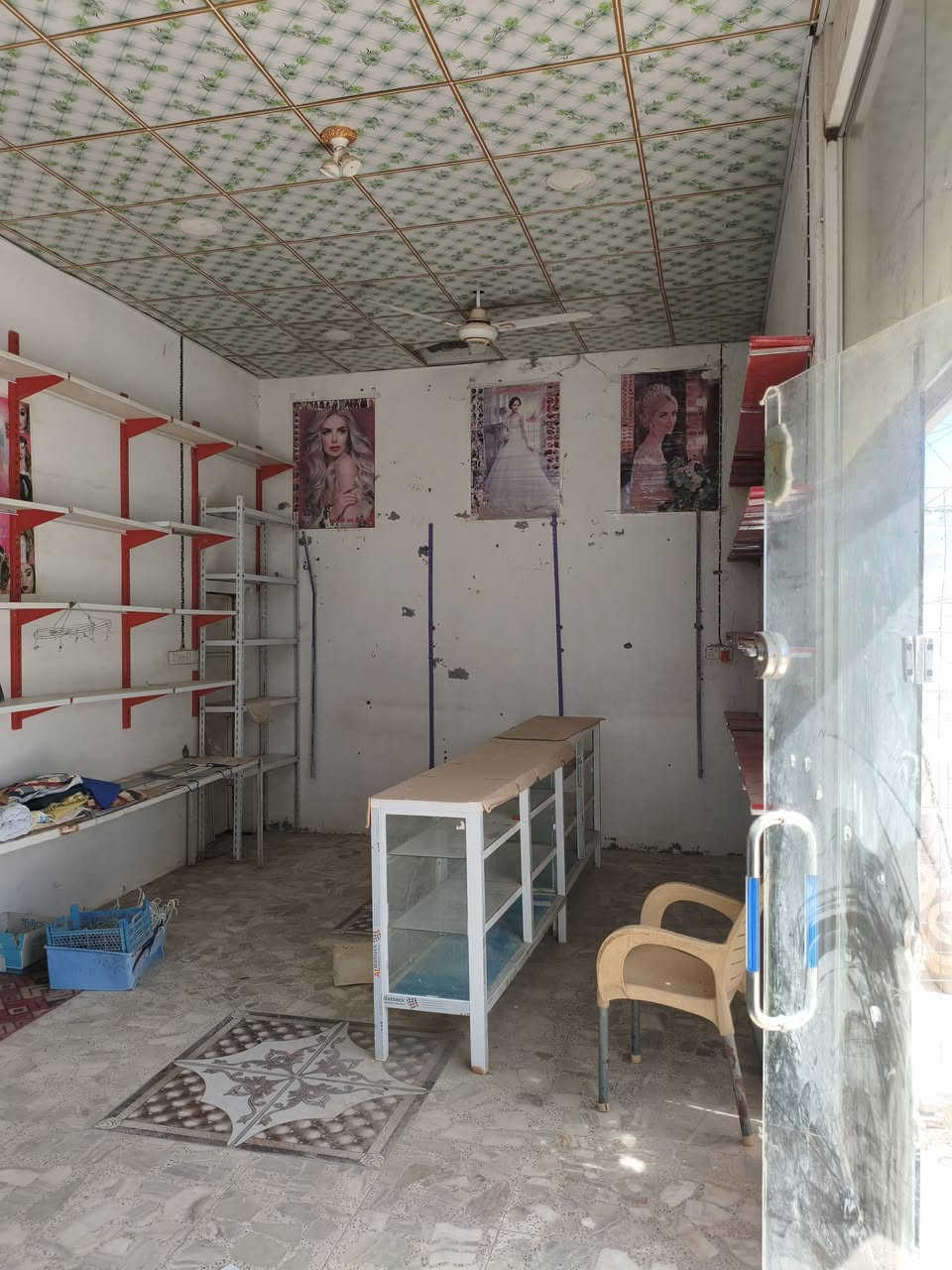 محل للايجار ركن عله شارعين مقابيل مركز شرطة شارع التانكي للاستفسار
***********
