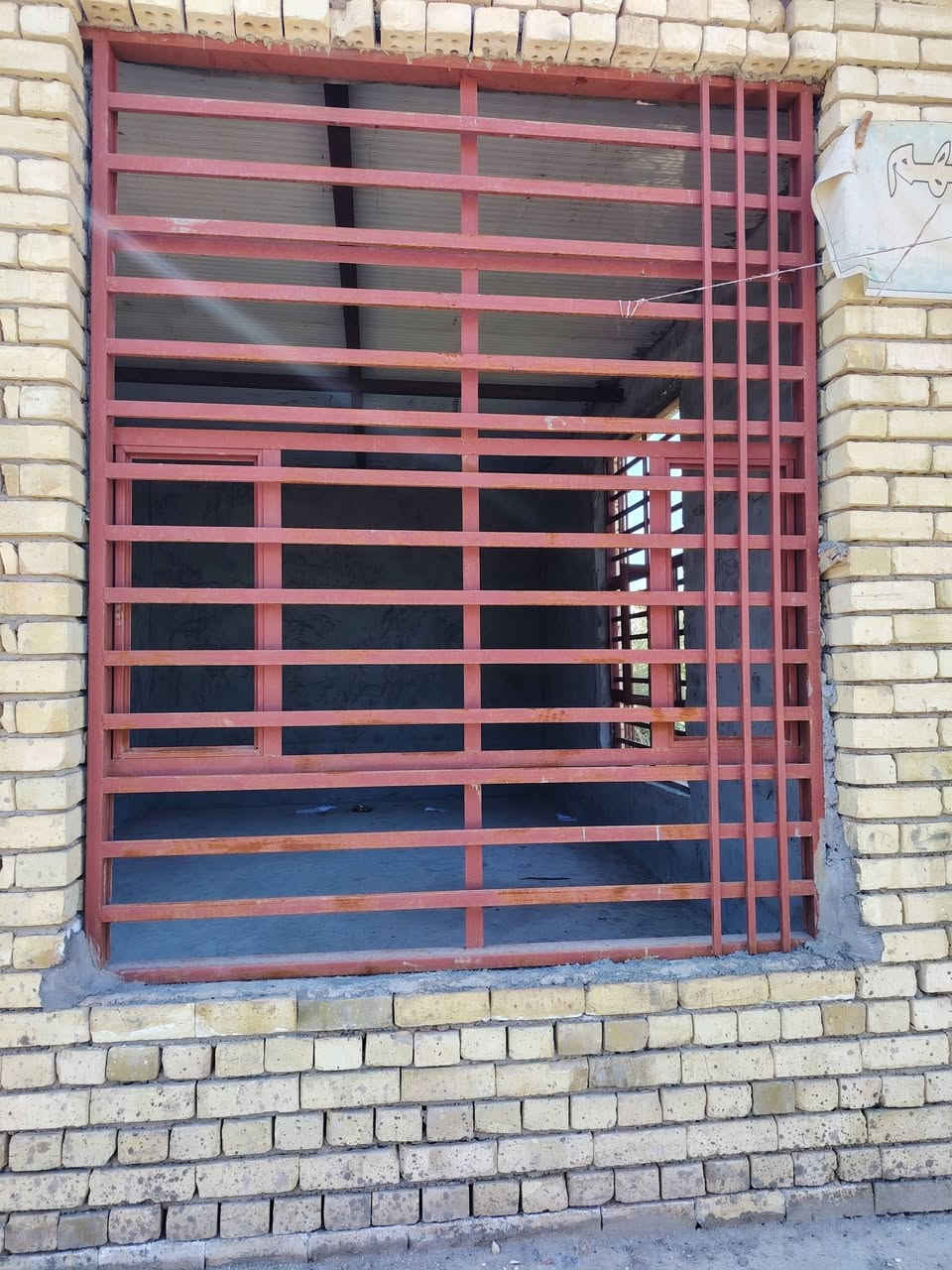 السلام عليكم
شبابيك العدد ٣
او بيبان العدد ٣
للبيع نظيفات مامستخدملت
***********
