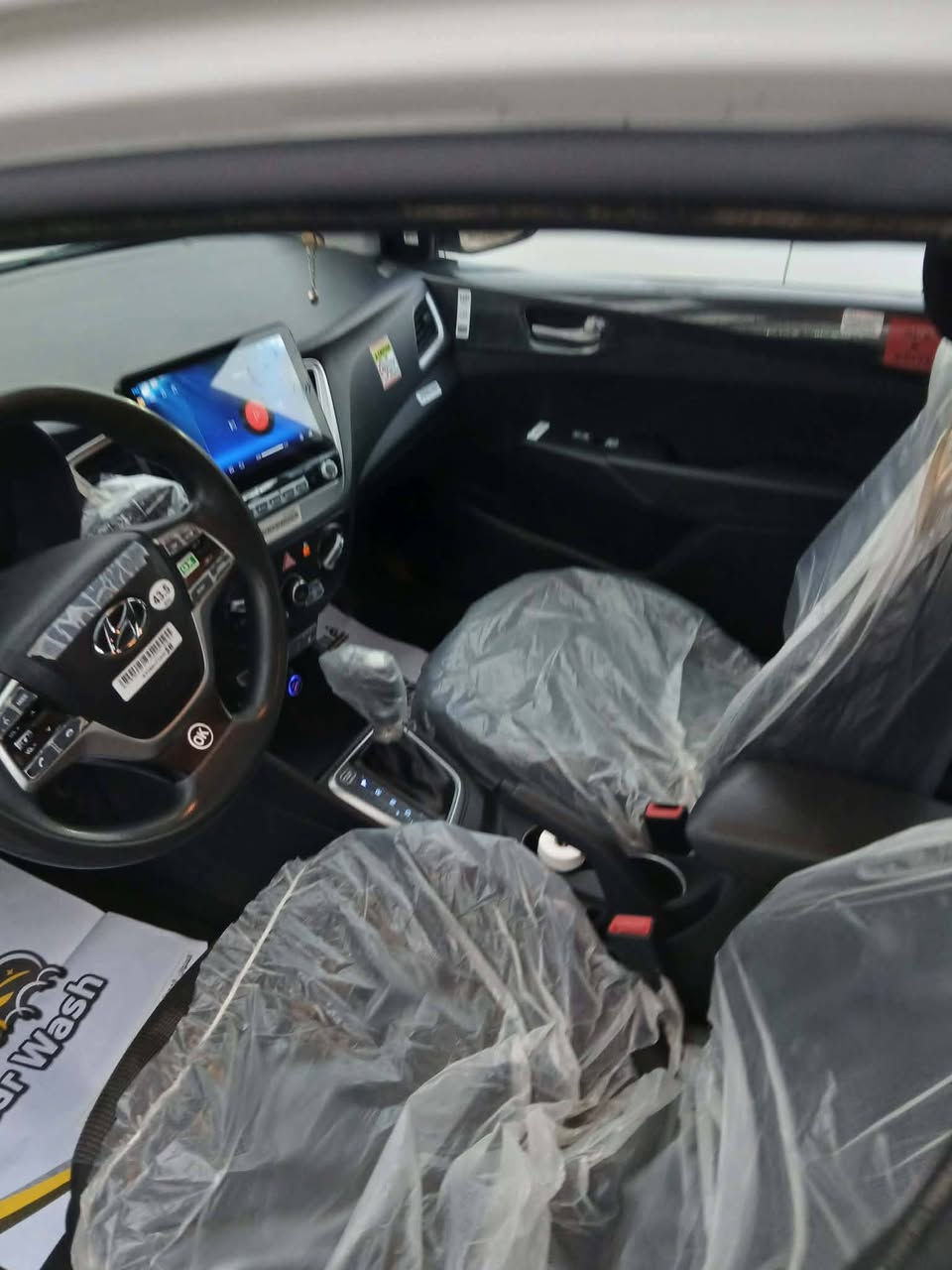 البيع
اكسنت 2019 كندي  جنطه رقم نينوئ الماني. بيها بوند وجملغ بدون دواخل  مكينه 16 شرط كير ايتي شرط  دواخل وطختها بدعميه الوره جدام العين السياره فول ماعده البصمه والسلايت كربون بيها طخمها جديد عليها ويل كب بدلتو بويل حديد وتيات جدد سياره ماشيه 60 شرط الوكاله والتحويل 
***********
*********** 

السعر 95 وبيها مجال
