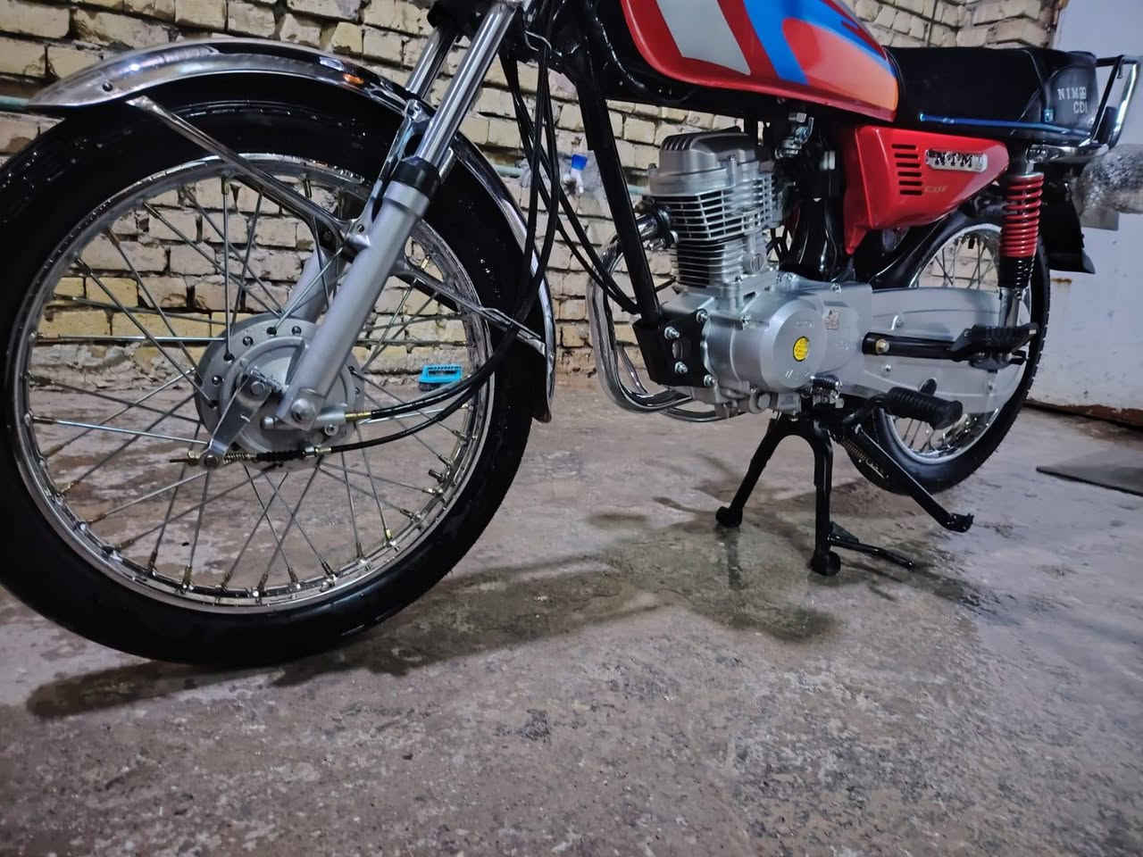 سلام عليكم للبيع نامه موديل 2025 صار 10 ايام من طاله مكان واسط عزيزيه سعر خاص ***********
