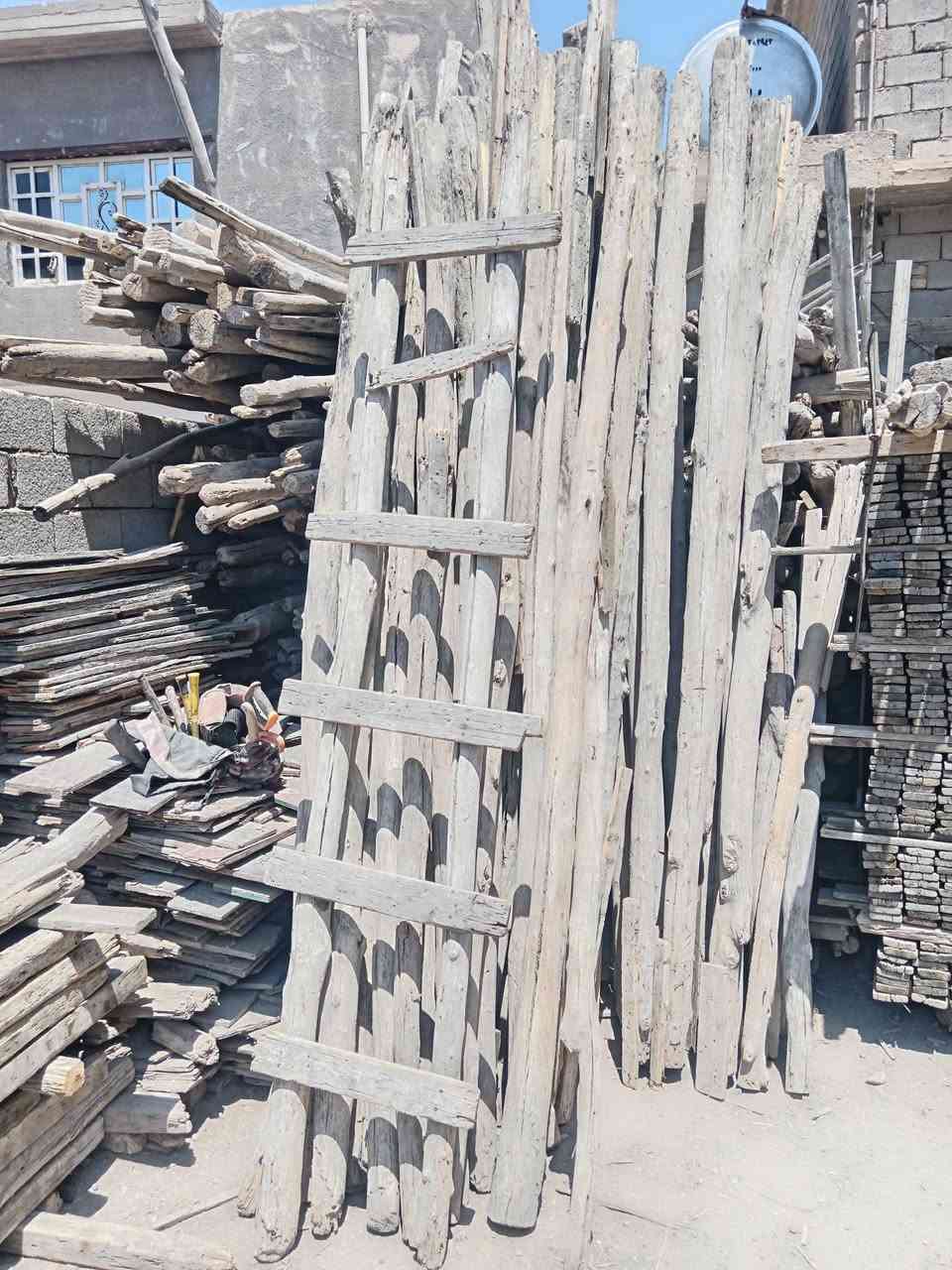 سلام عليكم قالب للبيع شلع هوة وفخات والجكات والمكص تاخذ قالب كامل كبل تروح تشتغل نضيف فول مكاني ديالي الخالص السعر 4 شراي اتصل ***********
