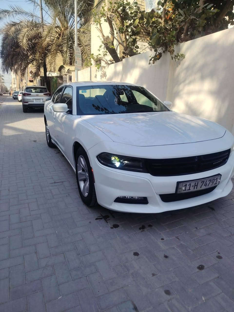 سلام عليكم اخوان دوج جارجر 2017 حادثها موضح بصور، بدون دواخل بدون ايرباك  وجالمغ المامي ثاني صار بي صبغ بدون دواخل مجرد شخوط وموجوده صورقبل صبغ  ماشيه 200الف حقيقي سياره على ايدي عدسات اوزوم ب 500يم الياس تخم تاير ويل كب زيرو شاشه جبيره داخل جلد تدفئة تبريد رقم بغداد نكليزي سياره احله من صور كل تفاصيل ذاكرها مكاني الحريه او الكاظميه السعر 200
***********
