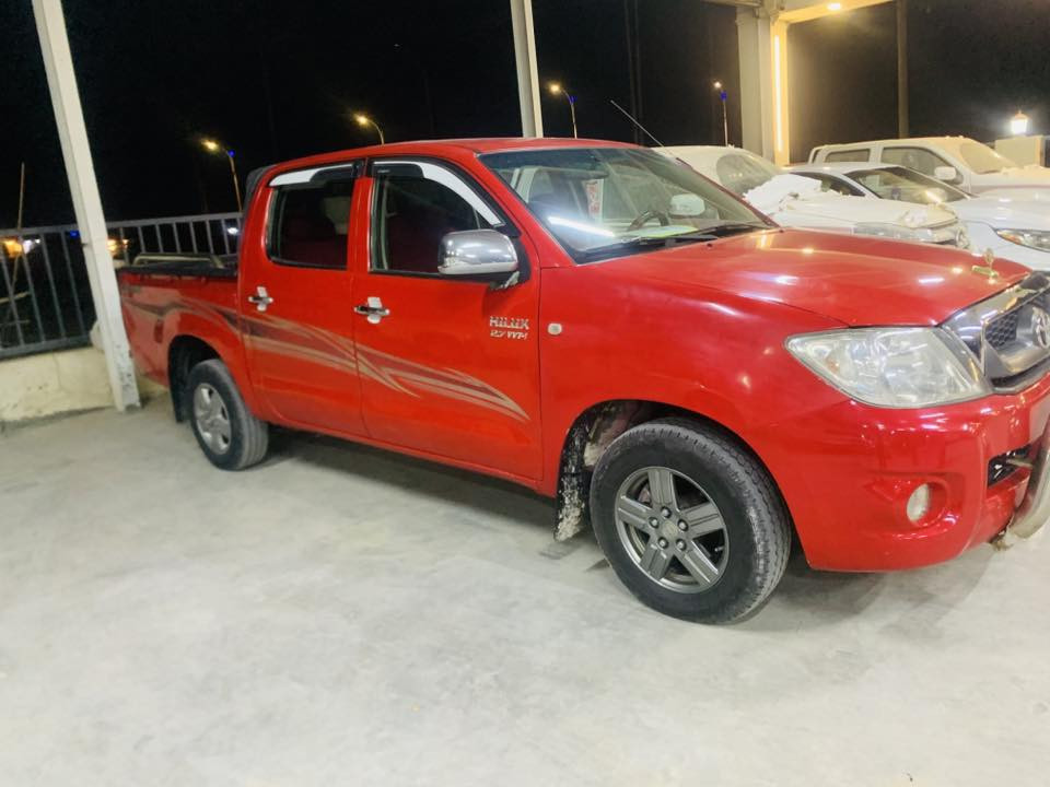 للبيع تيوتا ٢٠١٠ رقم ذيقار مكانها سماوه كير ومكينه مشروط بيها صبغ باب مكانها سماوه لااستفسار ***********
