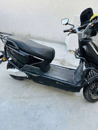 درجة شحن لبيع نوع HVSدراجة  حيل نضيفة صارلي اقل شهرين من اخذتة رقم 077...