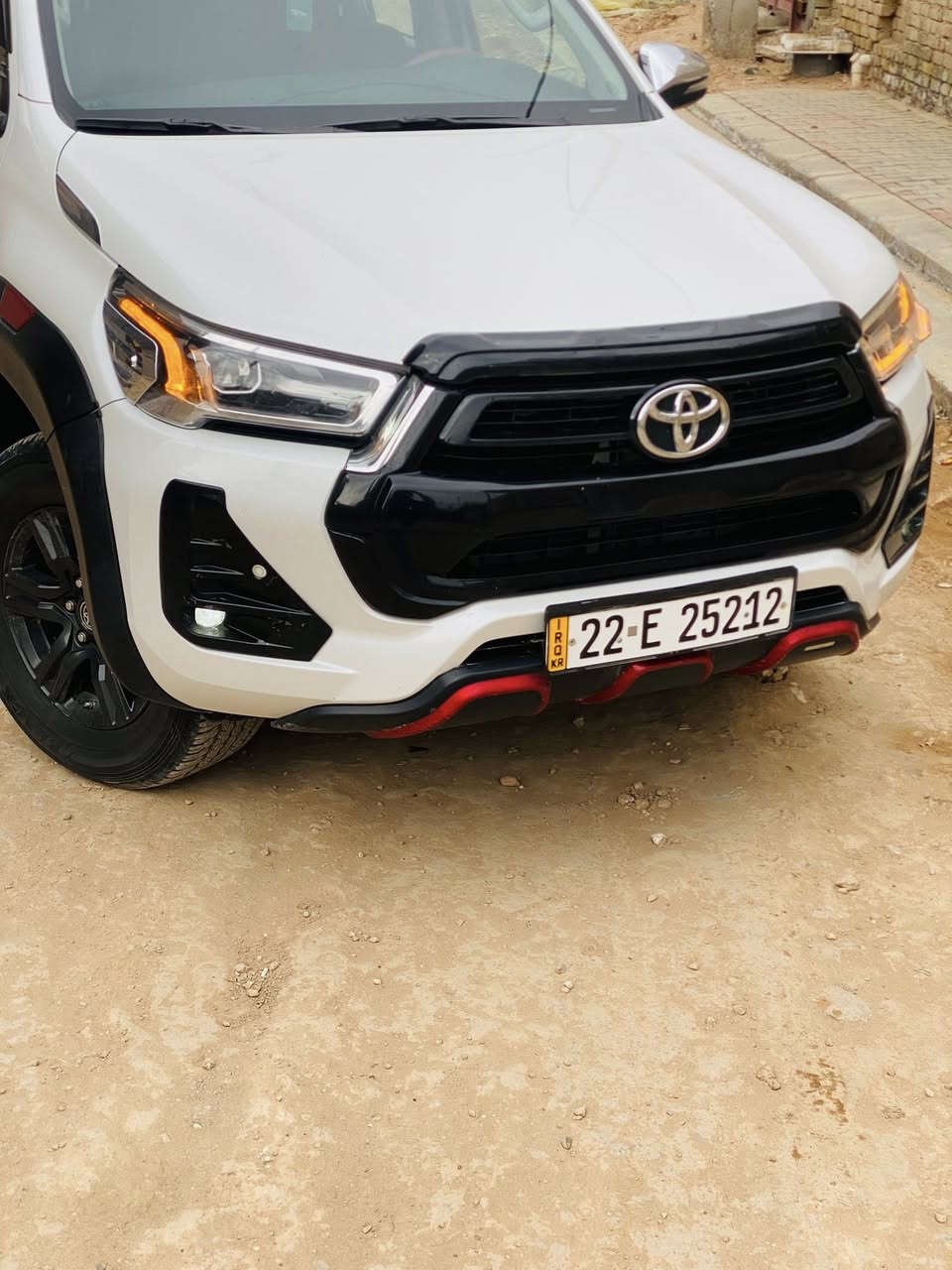 سلام عليكم
للبيع تويوتا هايلوكس 
ضمااااان 

موديد  2023 
ماشيه 90 الف 

فول مواصفات 
تبريد كشنات 
كامره  
شاشه 
حساسات اماميه + خلفيه 
شاحن لاسلكي + سلكي 
وباقي المواصفات المعروفه 

كفاله عامه 
السعر : 360 مجال بسيط 

والي تعجبه يدلل 

للاستفسار الاتصال على الرقم 

***********
