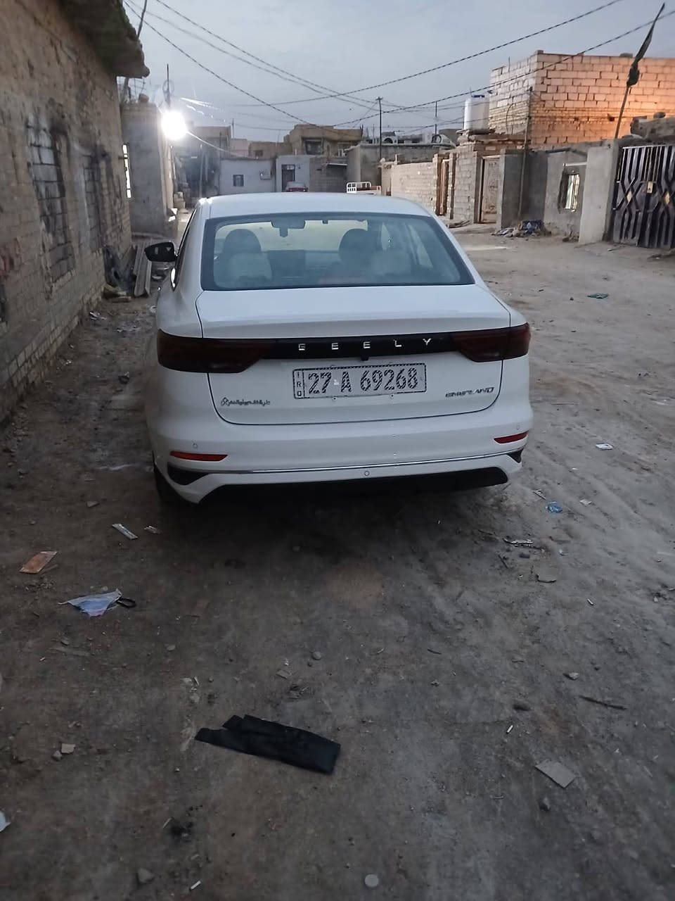 جيلي ام كرند موديل 24 خليجي سياره بل باكيت ماشيه 22 الف رقم شهداء دخول جديد بيه بارد بل جملغ والباب نفسه مصلحت رقم ذي قار مكان ناصري مركز ا  مكلف بل نشر رقم صاحبه *********** ***********
