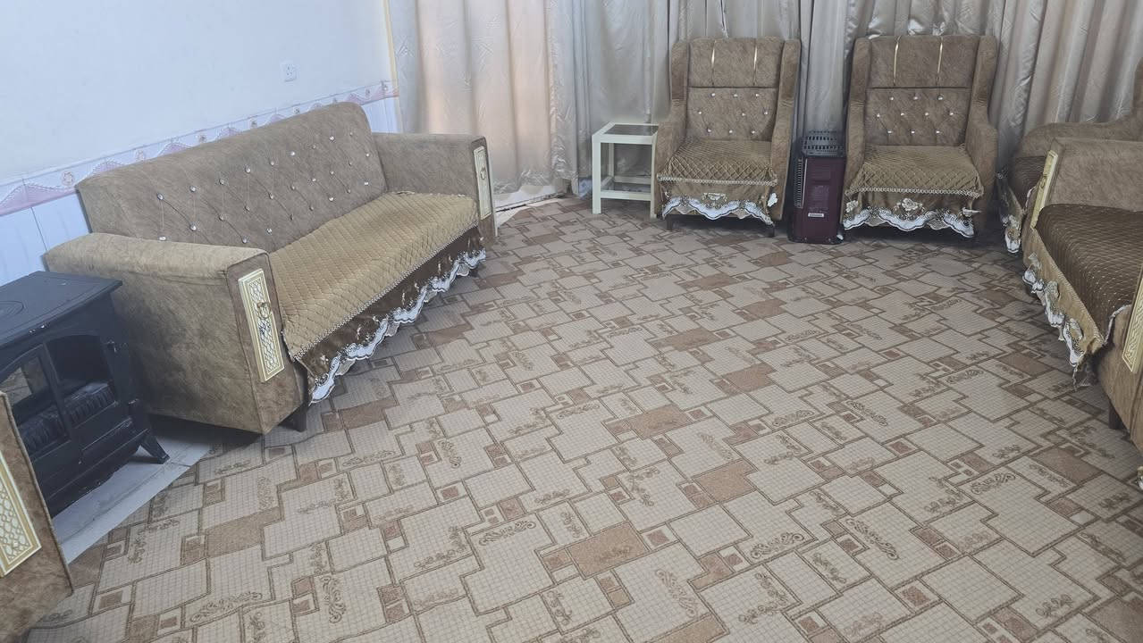 السلام عليكم تخم جديدة 10 قطع لبيع مليون مكان حي علي الهادي +***********
