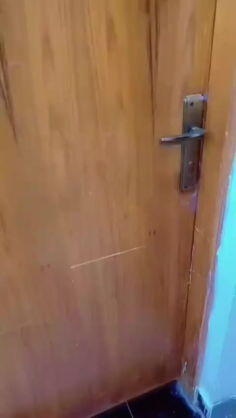 سلام عليكم غرفه صاج لبيع سعر 750 مكاني بغداد رقم ***********
