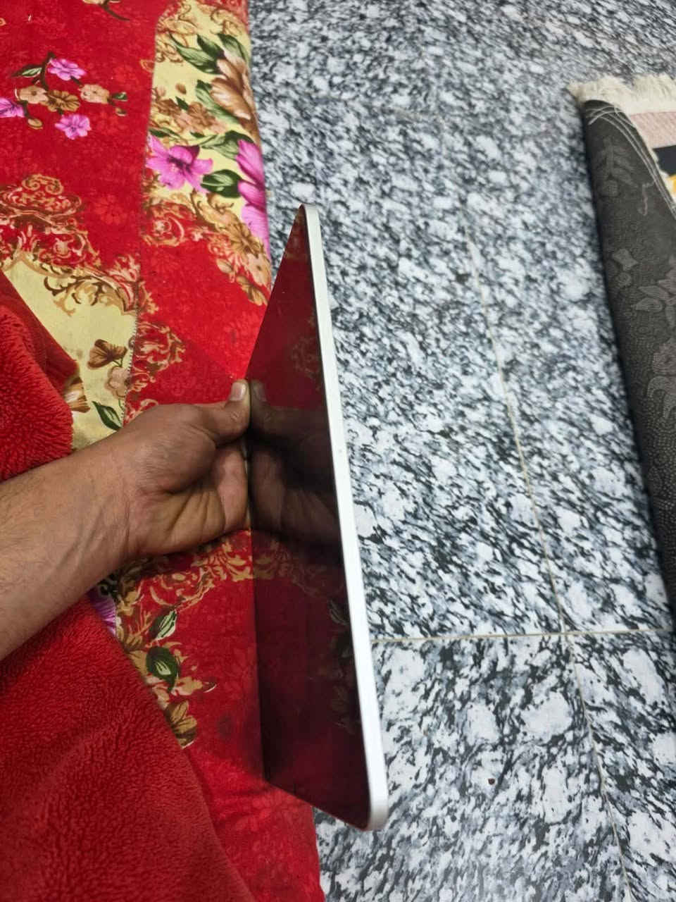 سلام عليكم #ايباد M2 ذاكره 128كامل ملحقات شاحنه وكارتون 
ايباد نضيف كلش كلش بطاريه 92 
سعره 850وبي كجال حك جيه 
ناصريه مركز ابيع وجه لوجه بس 

***********واتساب او تصال
