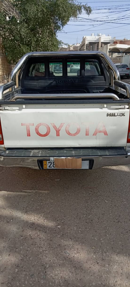 للبيع سياره بيكب دبل قماره نوع تيوتا هايلوكس موديل 2010 كير عادي سنويه جديده لغاية 2031 رقم دولي 28 نجف محرك كير ممتاز الشكل مثل ماموجوده في الصوره سيار حلوه بالنجف الشراي يتصل على الرقم ***********
