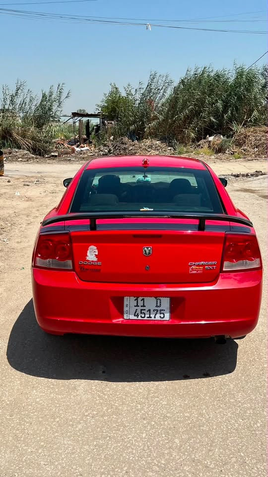 جارجر 2009 sxt
كندي داخله كلين بدون حادث
فقط باب السائق والخلفي بيهن طخه مامصلحات 
والدور الخلفي معمرات صبغ 
محرك 3500 جديد حاويه قبل شهر نازل 
ظفيره جديده + قاعده فيوزات حاويه 
حداديه امامي خلفي جديده
دوشمه داخل كنتاره اسود + ارضيه + كشنات
شاشة كبيره 
منظومه تبريد كامله كمبريسر+ راديتر+ مراوح اظافيه
كهربائيات شغاله
 السعر 110
ماشيه 250 استخدام شخصي
للاستفسار *********** المكان بابل جبله
