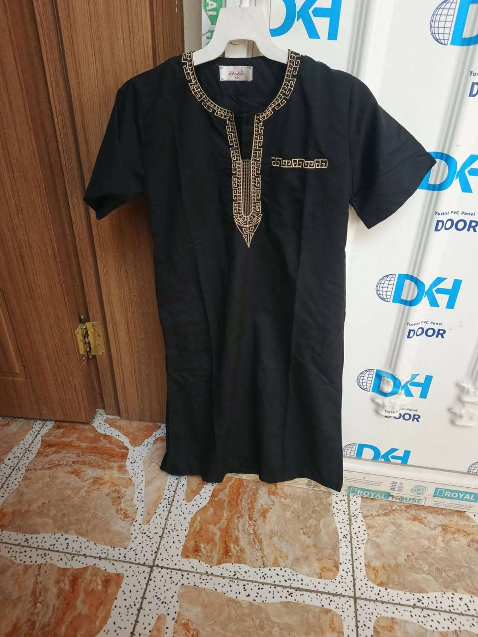 كلابيات محرم اثنين ب٥
بشت نسائي ب٣ 
ثوب وبشت ب١٠ جديد يلبس وزن من ٥٠ الى ٦٠


**إذا كنت صاحب هذا الإعلان وتريد حذفه لأي سبب، رجاءا أرسل رسالة إلى الدعم الفني**