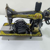 مكينه فراشه • قديمه • سرقلعه