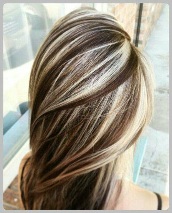 صالون الأناقة متوفر صبغ شعر ميش تنظيف بشره ملكي تنظيف قدم ملكي أيضاً متوفر بدي كير منيكير احفافه مكياج تسريحات شعر لجميع المناسبات مع إبر نضاره بجهاز ديرما بن متوفر كوزمتك أيضاً داخل الصالون ‏( ‪0784 353 1707‬‏ )واتساب العنوان ( المطار شارع العريض )
