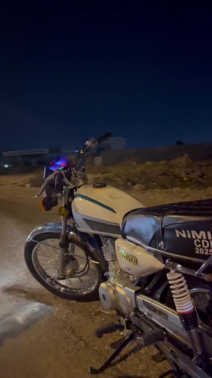 اخوان دراجة نامة امتياز نضيفة اكفلك كفالة عامة من كلشي سعر ٦٥٠ ولية مجال اللة شاهد نضيفة وومفتوح برغي بية ليحب يتواصل وياية ***********
