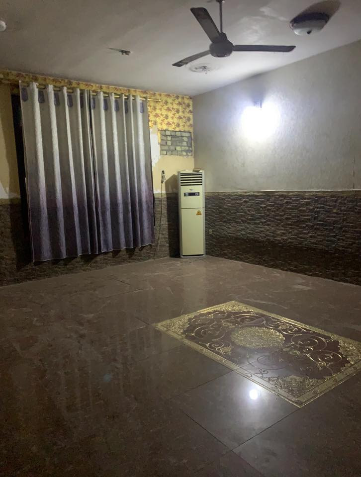 سلام عليكم بيت للإيجار طابق ارضي الاربع شوارع فرع مول الحامد بنهاية لاستفسار الاتصال على رقم الواتس🌺🌺🌺 ‭🌺٠٧٧٠ ٠٢٦ ٤١٦٢‬
