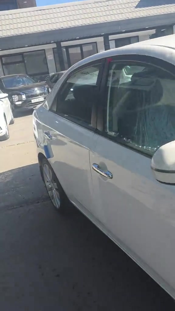 کیا سیراتۆ ـ2012 4 پارچەی بۆیاخ 2 پەڵە ساردی هەیە بی ناو گرتن مواصفات خلیجی  ویل کەپ  ، ئاوینە ئیشارات ، دەسک ئیستیل ، ئاوینە کارەبا ، ئاوینە ئیشارات ، کامیرە ، شاشە  ، سوکان ڤۆلیوم ، سوکان تەلفون ، 6 گیر ،حاسە ـ1.6 بۆ زانیاری زیاتر کۆمینت یان پەیوەندی بکە ☎️.  ***********📞 *********** 📞  ناونیشان سلیمانی شەقامی مەلیک محمود  Salahaddin Auto — معرض صلاح الدین  https://maps.app.goo.gl/GTqjTbohj8BvP
