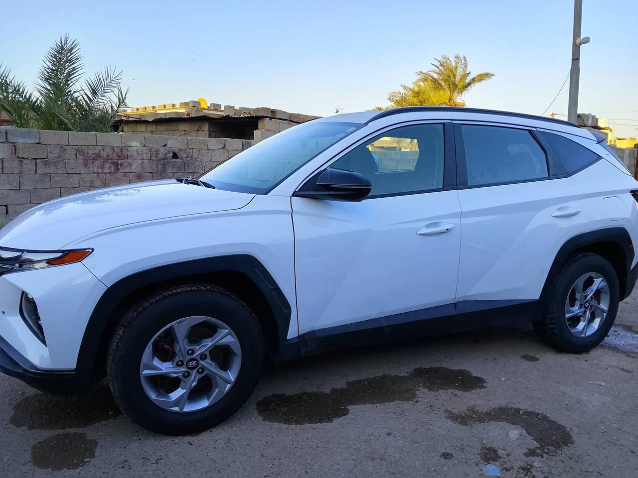 سلام عليكم توسان 22 أمريكية مرقم اربيل
للبيع فقط اخوان اعتذر من المراوس 
مواصفات شاشة كار بلي 
سايد بريك دكمة 
فور ويل 
شاشة اعطال 
ويل كب 
كامرة دوارة 
مكينة+كير جدد
مكينة 2500جي دي أي+أن بي أي 
تخم تاير جديد باتري بحالة جيدة 
تبريد كامل نقص بس غاز 
وصور الحادث منشورة كلهة مالت أمريكا والي بالعراق 
يعجبك خابر مايعجبك اعبر المنشور بالصلاة على محمد وال محمد السعر 168$ورقةوبيه مجال العنوان بغداد تقاطع النهر أن للعلم السيارة بسم عربي بغداد تلفون ***********
