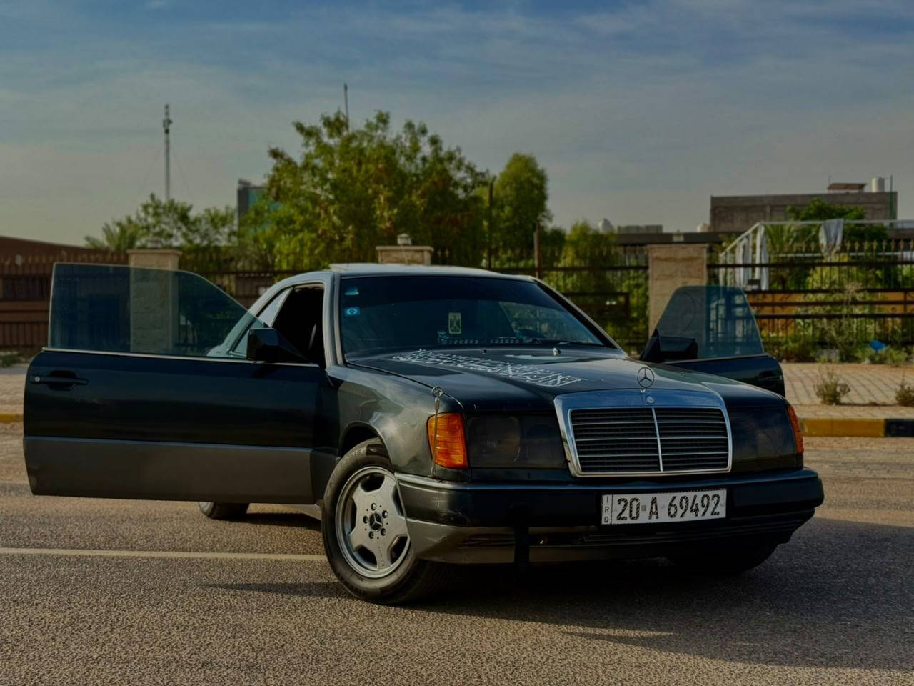 للبيع 🛑
لمحبين التميز مارسدس E300 تك باب موديل 92
رقم ديالى مشروع وطني انكليزي بسمي 
كير جديد ومكينه بيها عزم يشك الكاع 
تبريد شغال ثلج ثلج 🌬️
ويل amg الماني الأصل 
اكزوز رياضي مزود بالكامل 
تحكم كراسي شغال حتى تجوت الرأس 
كشنات جلد بالنايلون 
فتحه سقف طكتيين 
جام كهربائي بالكامل 
نضام سكيورتي تفتيح وتقفيل حتى قبق البنزين والصندوك 
نضام ترحيب بلادي 
اريل على السويج 
لايت زنون 
مرايات تحكم 
السياره ما عايزه برغي شغل واطلع للسعودية 
مكاني نجف رقم *********** ما متواجد فيس 
السعر بلاش بلاش 🔥🔥🔥🔥🔥
