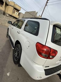 سيكويا بلاتينيوم • ٢٠٠٩ • V8 ٥٧٠٠