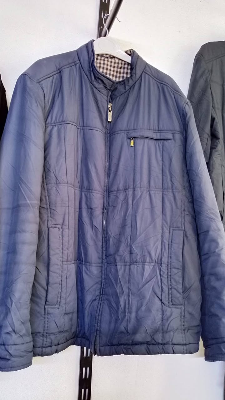 السلام عليكم عندي شلعة ملابس رجاليه ستر قماصل سويترات بجايم باله القطعه الف ونص


**إذا كنت صاحب هذا الإعلان وتريد حذفه لأي سبب، رجاءا أرسل رسالة إلى الدعم الفني**