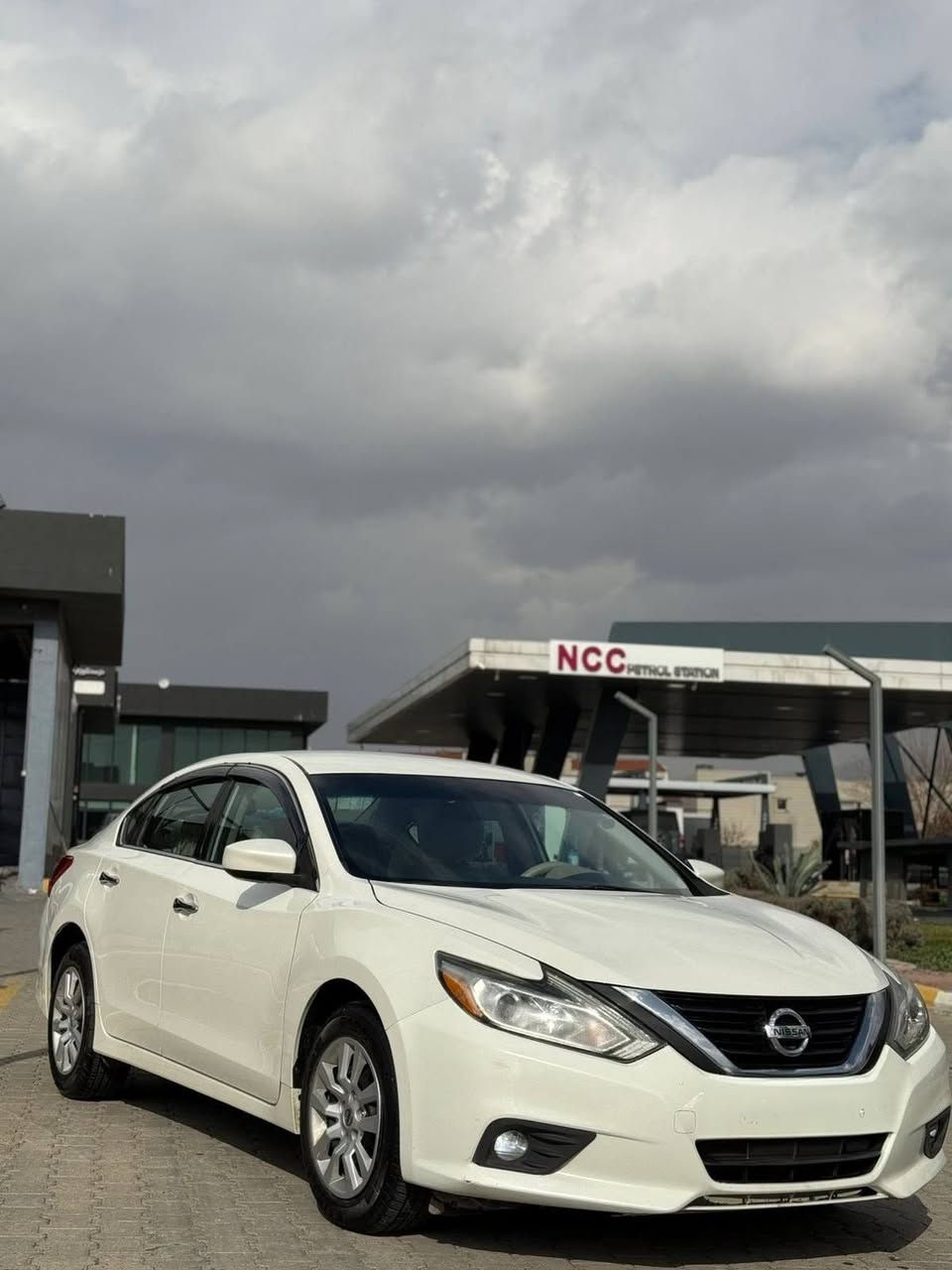 Nissan altima 2018 S
نيسان التيما 2018 S خليجي كلين تايتل
كفالة عامة من الدعامية للدعامية
كير محرك شرط
كهربائيات شرط
تبريد ثلج شرط
ماشية 118 الف فقط
مواصفات S المعروفة
رقم سليمانية بأسمي تحويل مباشر
للتواصل:
*********** اتصال فقط 
*********** واتساب او فايبر فقط
مكاني السليمانية
