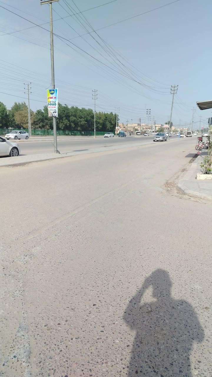 اللهم صل على محمد وآل محمد

دار للبيع  طابو صرف طابقين  ٢١٨ م👉 

سعره  ٢٠٠ وبي مجال  عدد غرف النوم ٥

صالتين وستقبال ومطبخ صحيات عدد٢
حديقه وكراج سياره كبير

ملاحظه /// ونفس الوقت ينباع من نصف المساحه👉 

يعني الي يريد نصف البيت هم ينباع   ١٠٩م👉 

سعر النصف، ١٠٠مليون

عنوان الدار كوفه حي ١٧ تموز دور السمنت

للاستفسار أكثر اتصل بنا

*********** ابو محمد الكعبي للعقارات

عنوان المكتب سايدين جامع  خدمي دور السمنت

((( مكتب سيد سعد الموسوي للعقارات)))
