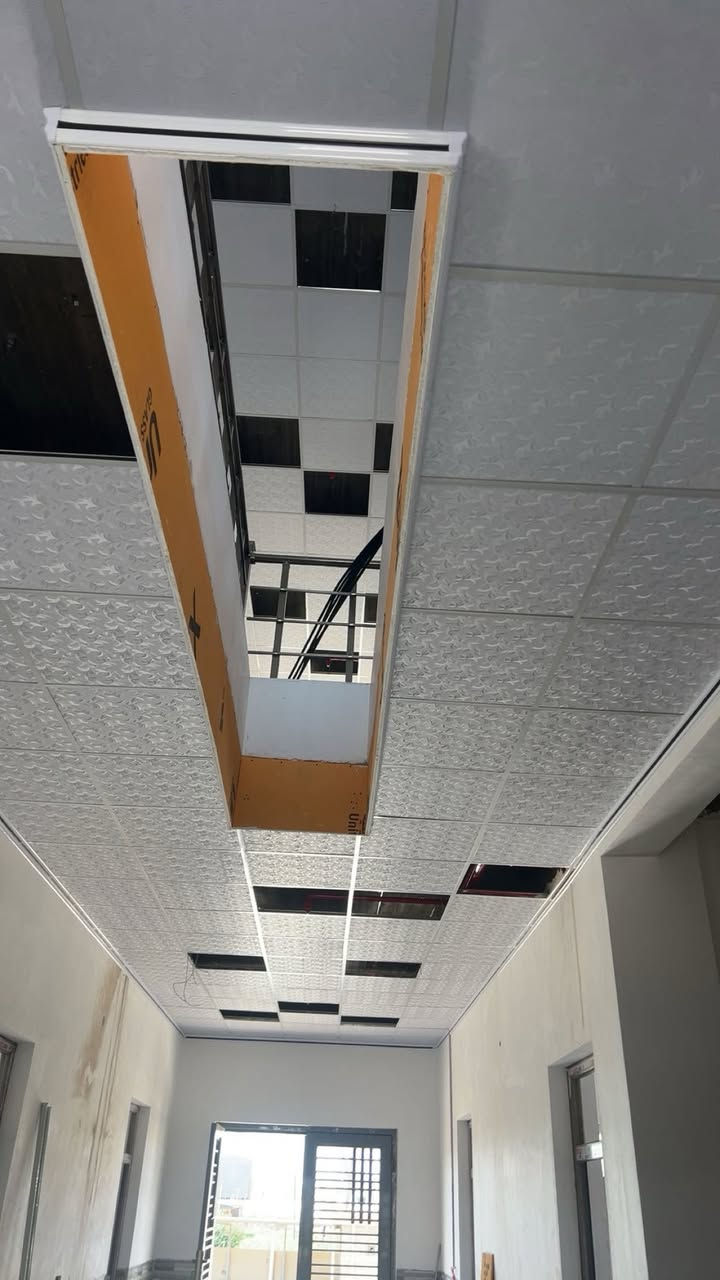 السلام عليكم عملي ديكورات جبسن بورد سقوف ثانوية بديل رخام بديل خشب ديكورات بلازمه اي ستفسار يرجه مراسله صفحه خاص او الاتصال على رقم تالي ***********
