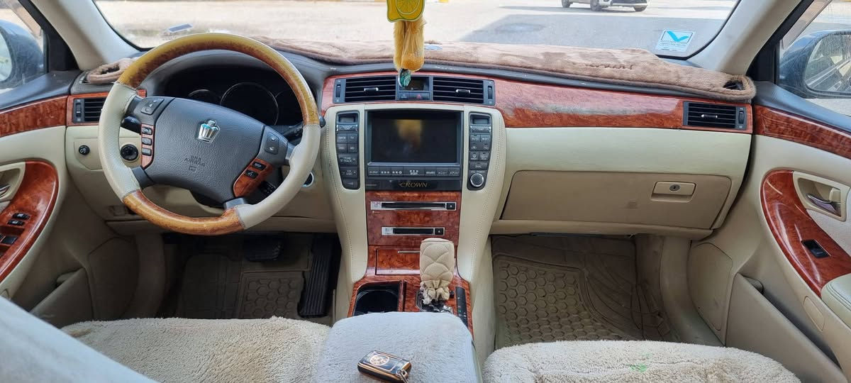 بەناوی خوای گەورە و مهیرە بان شاهینەی موس 2006👌بەسمە  ڕەساسی دوو دوو گمەی ناوزەردی ساج قا وەی👍  182 🚀 بێ دووکەڵ سوکان کارەبا لایت ناوچەی کوێر ئاوێنە شەفت شاشەو کا مێرە تەبریدی ساردی و گەرمی بە شە رت فۆرمیکاو ساجی نەشکاوە لۆکە ٤تایەو ویلی لۆکی لژێرایە  سە یارە کە زۆر کپە سوکانی وەک و ئاو وایە سەقفی شوشەیە✅✅ کامل مە سرەف 🤩کراوە بێ دەعم بێلێدراوی چالو شوختی نیە 👌👌
شانسیو گشت گیانی بە شە رت👍سعری 60گەلا معاملە(***********) السليمانية, العراق
