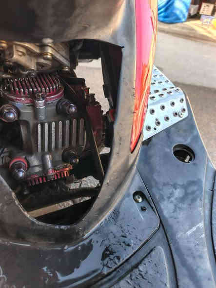 سكنس فحل مليانه تزوسد  دراجه شلعه معدل 
غراضها كدامكم مكينه 66  بيها روله sdضراع طويل دراجه مقفله للبيع السعر خاص ولي ميعرف باسعارهن رجأن ليراسل. رقمي ***********
