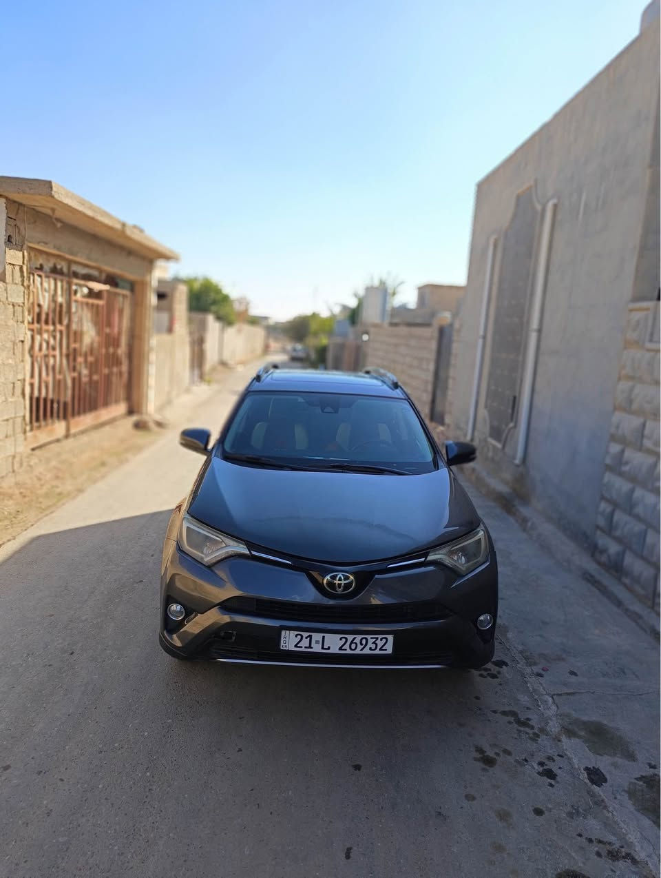 رافر فور 
موديل٢٠١٧ 
وراد امريكي 
السياره ماشيه ١٩١ الف كيلو مو ميل 
سياره ضرره بس باب عكس السياق مبدل بلادي 
سياره خاليه من الصبغ والمعجون اخت الكلين 
كير محرك شرط 
تايرات جديد 
صدر جديد
سياره فول 
بصمه 
سلايت
كشنات كهربائيه موصفات بعد هوايه بيه 
تحويل مباشر 

كلشي جديد بالسياره 
السعر ١٦٠ وبيه مجال 
الاستفسار الاتصال 
*********** تكريت, صلاح الدين
