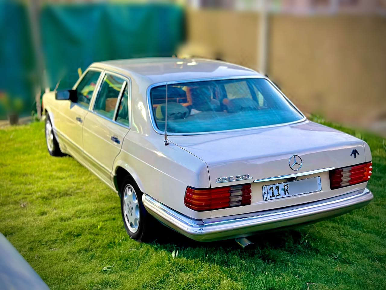 جامبو للبيع
السلام عليكم 
مرسيدس بنز 280SEL W126 1984 
جامبو رئاسي باب طويل للبيع
صبغ عام للجمالية
رقم بغداد انكليزي هزة جديدة
بإسمي تحويل مباشر
كير ومحرك تويوتا VVT  2500cc
شواصي وقواعد دبلات مكفولات
حدادية جيدة جدا
تبريد ثلج 
دبل مروحة
بلوتوث اواكس 
غرفة نظيفة جدا لون بيجي

مكان السيارة النجف الأشرف
للاستفسار التواصل عالخاص او الاتصال على 

***********

متوفر واتساب
