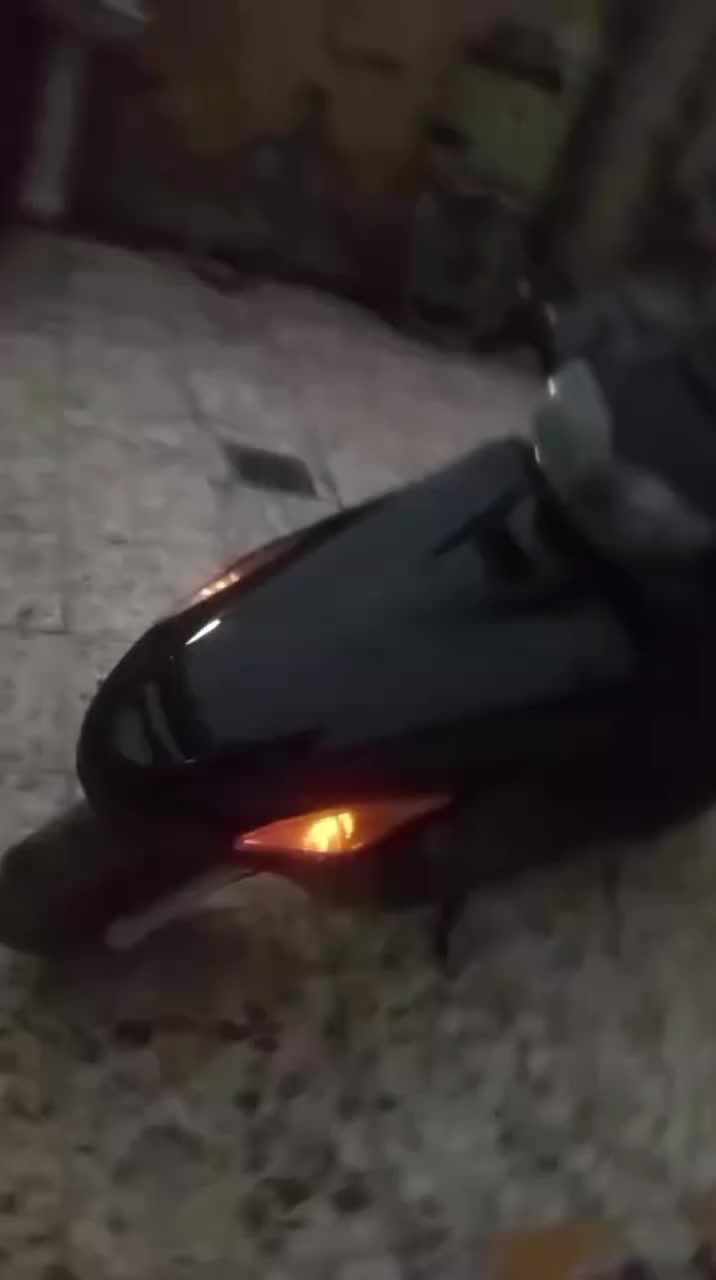 سلام عليكم دراجه فحل للبيع كهربائية كله شغاله مفتوحه مره واحد الدراجه ناعمه كلش السعر 325وبيه مجال شي قليل ***********
