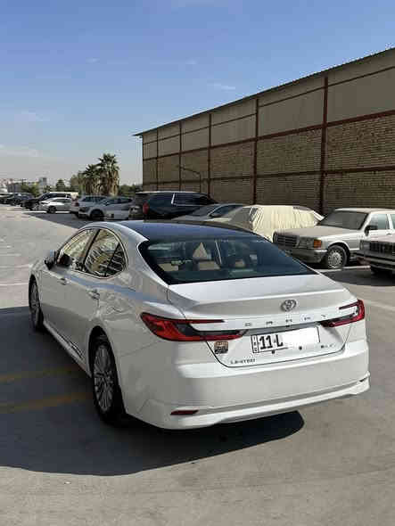 تويوتا كامري هايبرد 2024 
‏‼️ Toyota Camry Hybrid ‼️
كفاله عده رصعتين بسيطات

اليكم التفاصيل الآتية:

‏🚘 ماشيه 48000 الف كيلو 
🚘 الموديل 2024
🚘 سعة المحرك 2.0L هجين
🚘 عدد AIR BAG 9 
🚘 حساسات خلفية
🚘 لايت زينون + LED
🚘 فتحة سقف
🚘 4 دسك
🚘 قبضات أبواب من الألمنيوم
🚘 مفتاح التشغيل بصمة 
🚘 شاشة 
🚘 كاميرا
🚘 الانارة الداخلية LED
🚘 المقاعد جلد
🚘 حركة المقاعد الأمامية كهرباء 
🚘 تتسع المقصورة ل 5 ركاب
🚘 مثبت السرعة Cruise
🚘 المودات والأوامر الصوتية
🚘 أوضاع القيادة  Drive Mode
🚘 فحص أنظمة السيارة 
🚘 حساسات ضغط اطارات  
🚘 مقود جلد حياكة 
🚘 تبريد شاشة
🚘 قطعتين تبريد
🚘 هاند بريك كهرباء 
🚘 ا ABS
🚘ا Auto Hold  أوتو هولد
🚘ا ISOFIX  مثبت مقعد الطفل
🚘 رادار 
🚘 تحديد المسار
🚘 نظام مانع الانزلاق
🚘 اشارة في المرايا الجانبي
🚘 مخرج منفذ الطاقة ⚡
🚘 ا  Bluetooth / type c
🚘 شاحن هاتف Wireless 
السعر 23500 الف دولار يعني شدتين وخمسه وثلاثون ورقه وبيها مجال للطيبين

للاستفسار الاتصال على الارقام 
***********
***********
