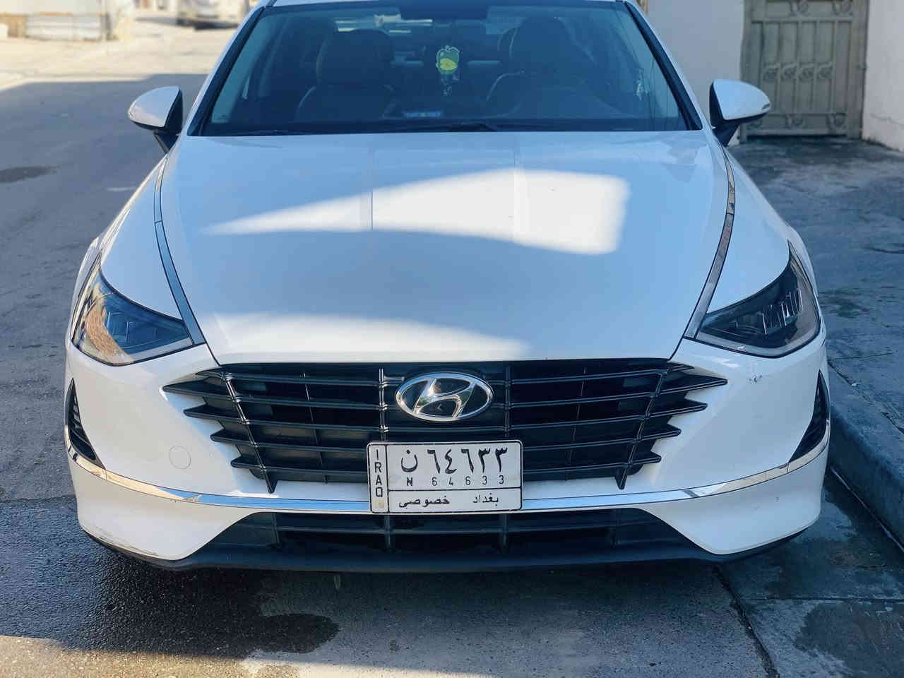 السلام عليكم 
سوناتا موديل ٢٠٢٠ خليجي محرك ٢٥٠٠ mpi السياره مكفوله ما عدا رصعه بالجاملغ الخلفي موضح بالصوره تبريد قطعتين 
السعر١٨٠ وبيه مجال 
الرقم : *********** 
بغداد - حي العامل
