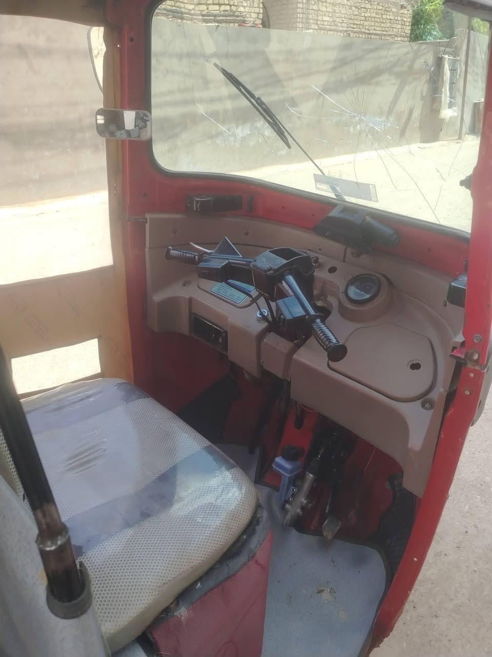 يالله السلام عليكم تكتك 18 دوشمه تخم تاير كهربائيات كلها شغاله تكتك كير مكينا خير من الله استفسار *********** غير متواجد عله الفيس
