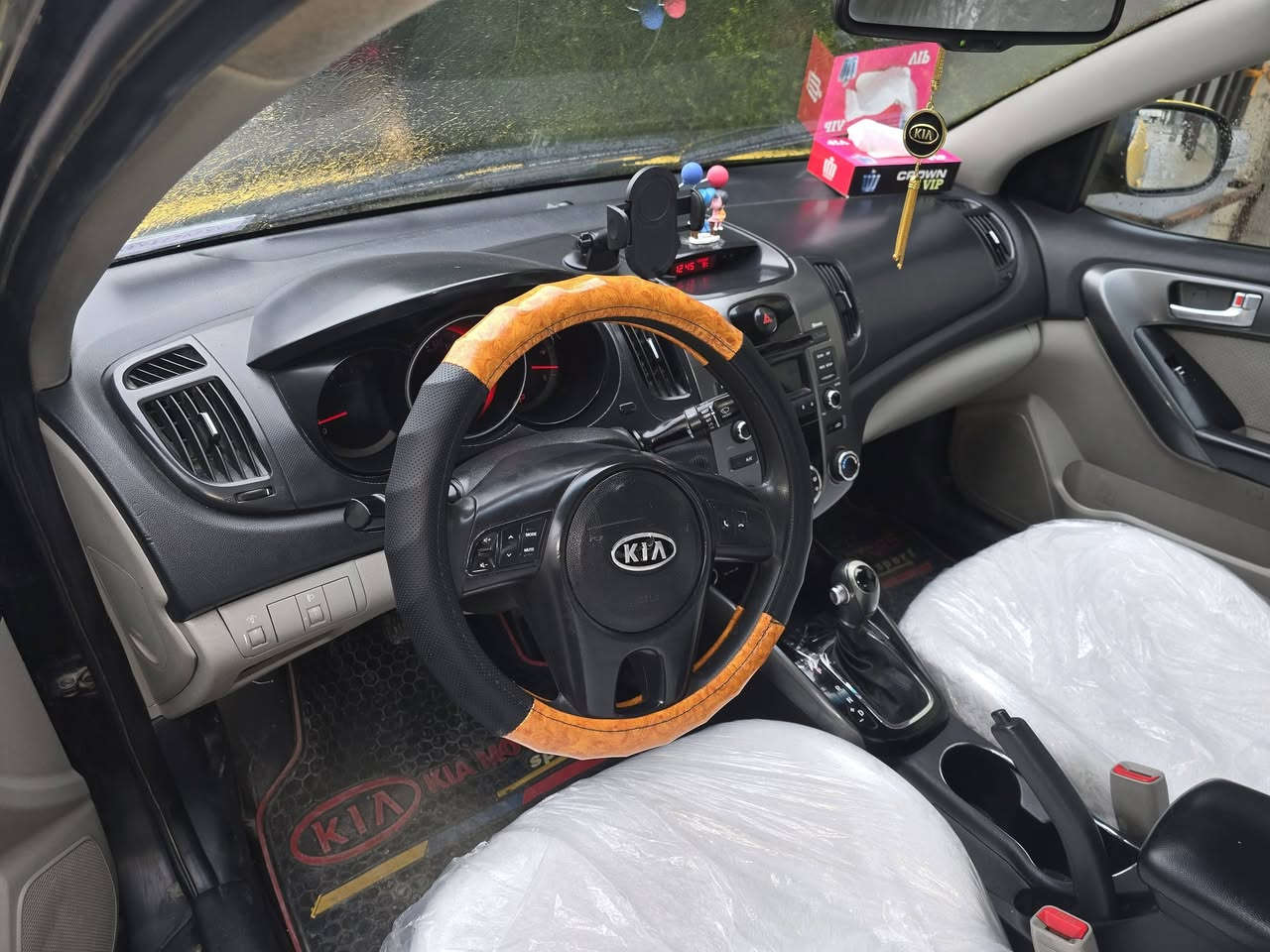 سڵاوی خوای گەورە لە هەموو لایەک
کیا سیراتۆی تەکسی بۆ فرۆشتن  
مۆدێل 2011 
مەکینە 16 
بۆ نرخ نامە بنیرە یا پەیوەندی بکە 
***********
