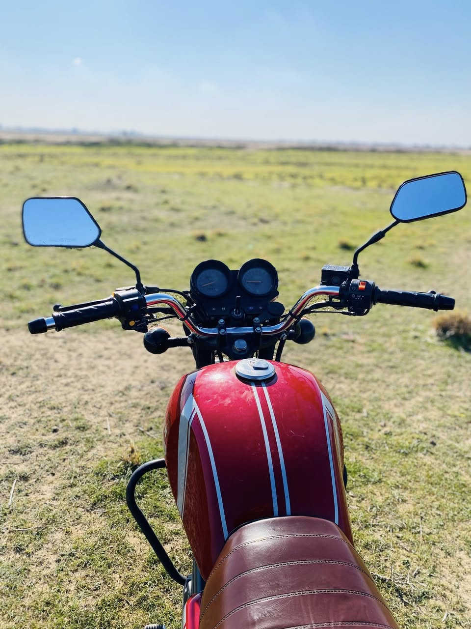 السلام عليكم دايوان  موديل 2023
أوأرق سحب مكفول نفس نضافه الي بصوره مكان ديالى شهربان ***********
