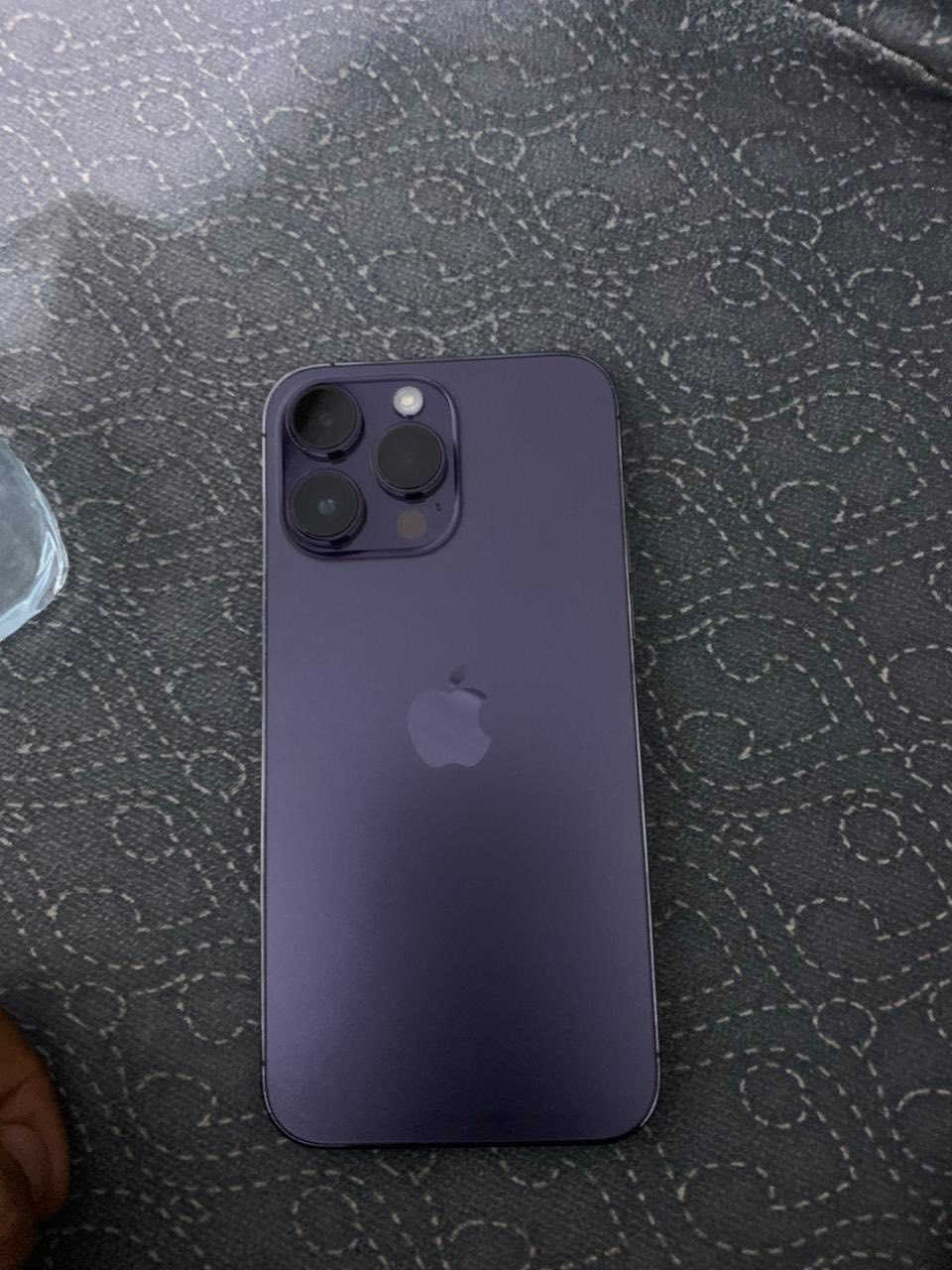 آيفون 14 برو ماكس شرق اوسط جهاز مكفول شرط الفحص برقي برقي ما مفتوح بي كله بلادي بطاريه 86 وبعده نضيف وبحالت الجديد مكاني البصره ابو الخصيب سعره ٩٠٠ بي مجال فقط شراي يراسل فدوه رقمي ***********
