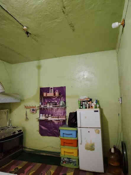 للبيع 
دار مساحه 100 متر 
حي ميسان قطاع 23 
غرفه وصاله ومطبخ وصحيات وستقبال 

السعر 80 مليون 
***********
