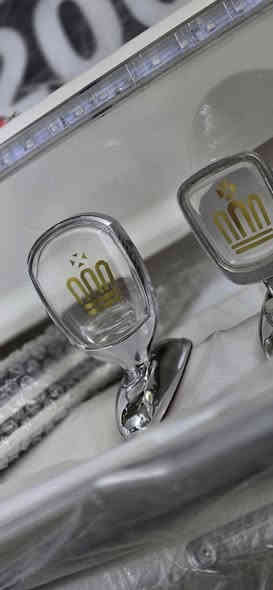 علامه بنيد تاج 
متوفر الزك 10 الف 
ومتوفر الضوئية الازرق 12 الف 
متوفر توصيل جميع محافظات العراق 
مكاني الناصرية قضاء الشطره
***********
