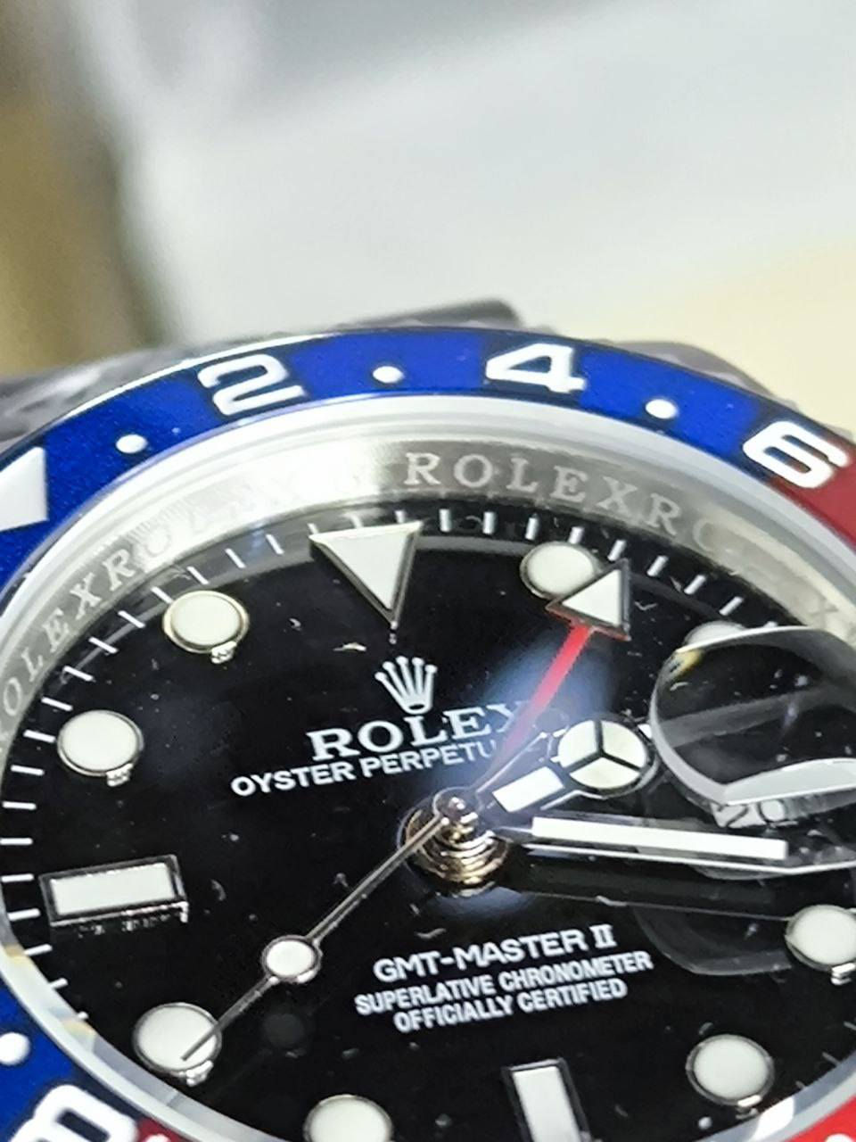 رولكس GMT سوبر ماستر ياباني🇯🇵
تحفة فنية 
مكينة اوتماتيك نصب وتكويك ياباني🇯🇵
هيكل وسوار 904L ضد الصداء 
ميناء اسود اسود فخم مزود بمنفذ تاريخ 
فول لامينوس ارقام و اميال 
زجاج زفير ضد الخدش 
مقاومة ماء وغبار 
رنك دوار جهتين 
دبل قفل اصلي  
قفل بحري
كامل الملحقات وكارتات الضمان والكتيب 

⚠️ملاحظة متوفر قطعة واحدة فقط 

السعر :- 185الف ع اول تم
للحجز والاستفسار يرجى مراسلة الصفحه


**إذا كنت صاحب هذا الإعلان وتريد حذفه لأي سبب، رجاءا أرسل رسالة إلى الدعم الفني**