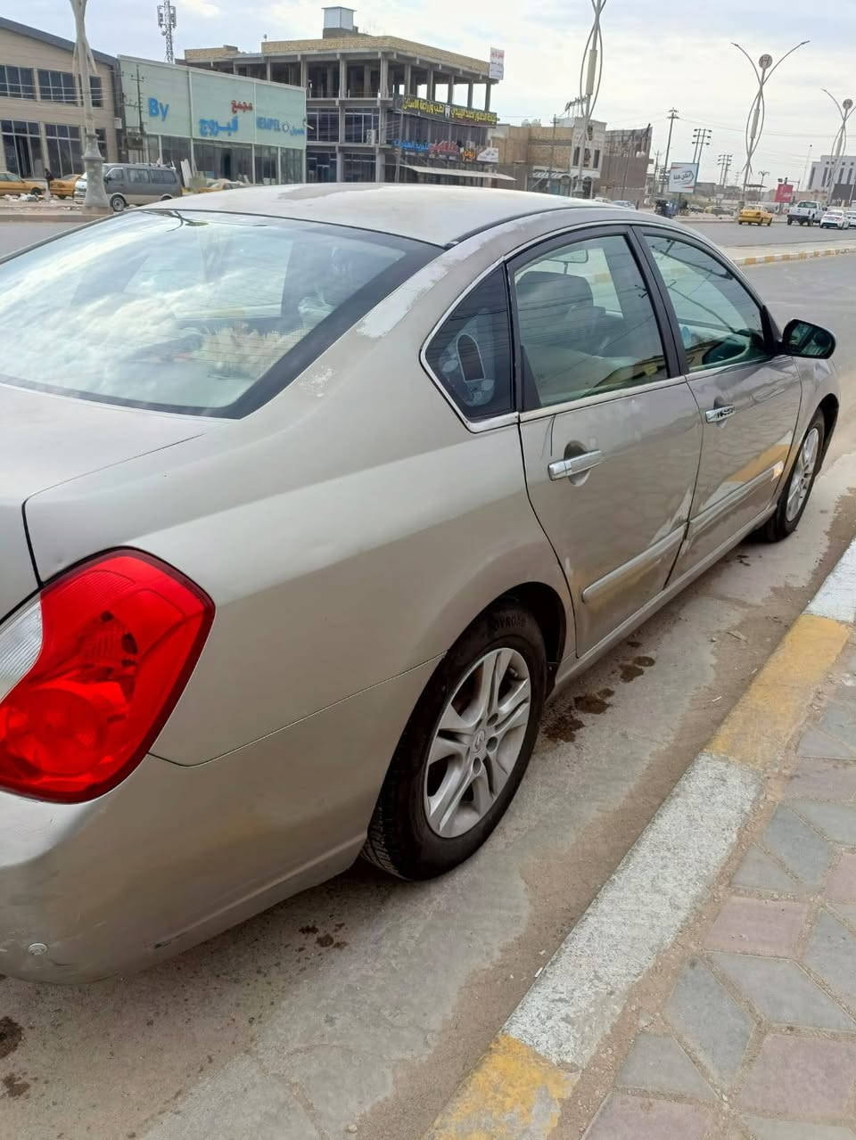 سلام عليكم سيارة للبيع رينو سافران 2011 سيارة جاهزة كير مكينة حدادية جديدات نضيفة رقم أربيل إنكليزي سنویه جديده هزه جديده سيارة نضيفة كلش كفالة عامة الشراي يتصل ويدلل *********** مكلف بالنشر اتصل على الهاتف وتدلل. مكان ديوانية
