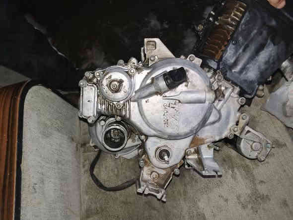 السلام عليكم اخوان مكينه تي في اس موديل 21 للبيع مكينه اكفله من كلشي ما عده التبخير لين بيها تبخير وما مفتوحه ابد أنته تجفته بيدك لين اول فتحه الها العنوان بغداد حي الجهاد لتواصلل عله رقم الهاتف ***********يوجد وتساب العسر 300وبيها مجال بسيط لين مكينه جديده بس تنقيص
