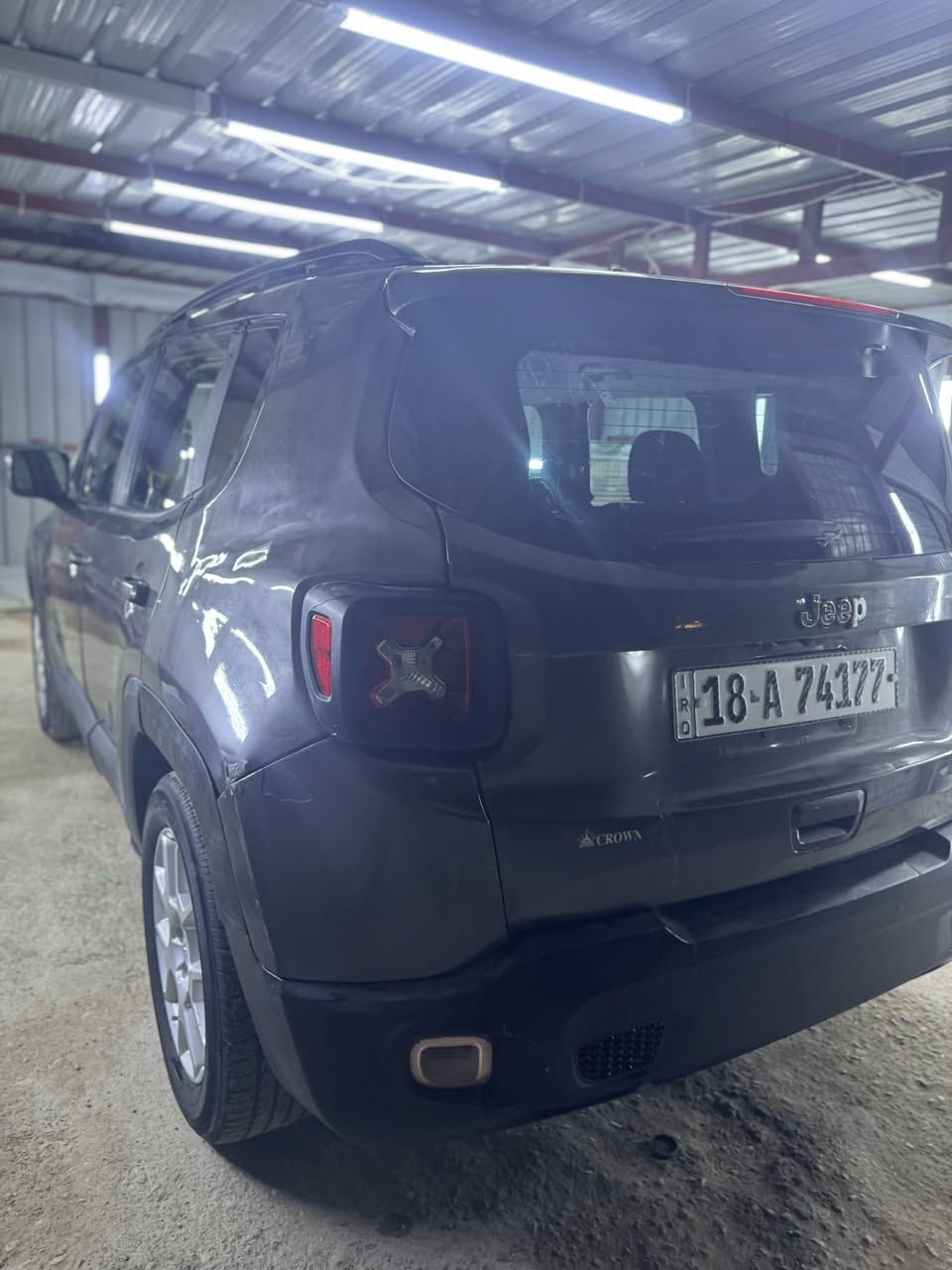 السلام عليكم
للبيع Jeep رنكد      موديل(2019)

وارد امريكي  

 الحادث بيه جفيه بس ابيع مكلوبه 

تبريد ثلج 

حداديه توني جديده

الموصفات 

بصمه

شاشه كبيره

فول تحكم 

مكينه 2400 المرغوب  بيه بدايه صوت رواجز

سايد بريك بصمه 

 رقم بابل (بسمي)

السعر 78

مكان السياره كربلاء 

السعر بلاش 78

الهاتف ***********
