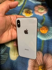 آيفون X • ٢٥٦ • بطارية ٧٦