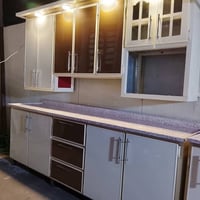 كاونتر 3 قطع كله مرمر تفصال درجه اولى نظيف جداً لايوجد ضرر العنوان بغد...